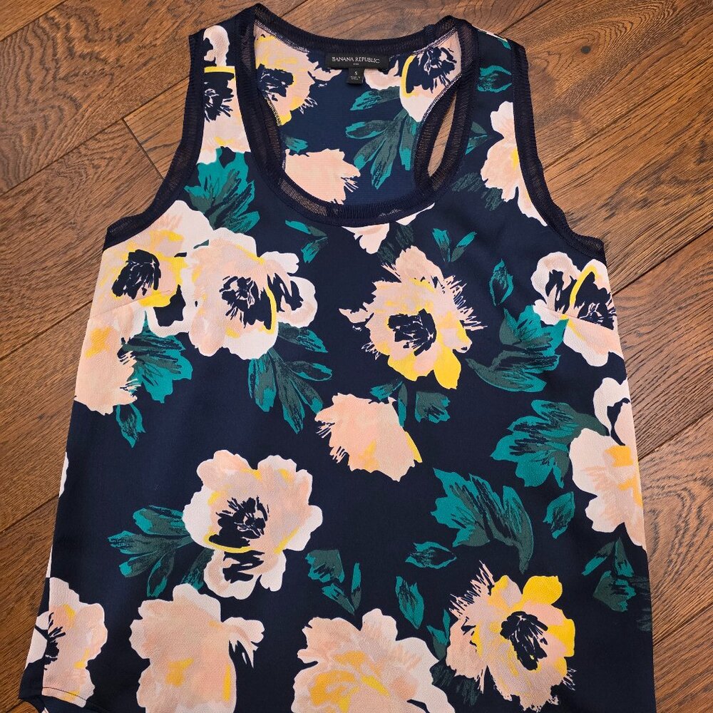 Banana Republic floral racerback blouse